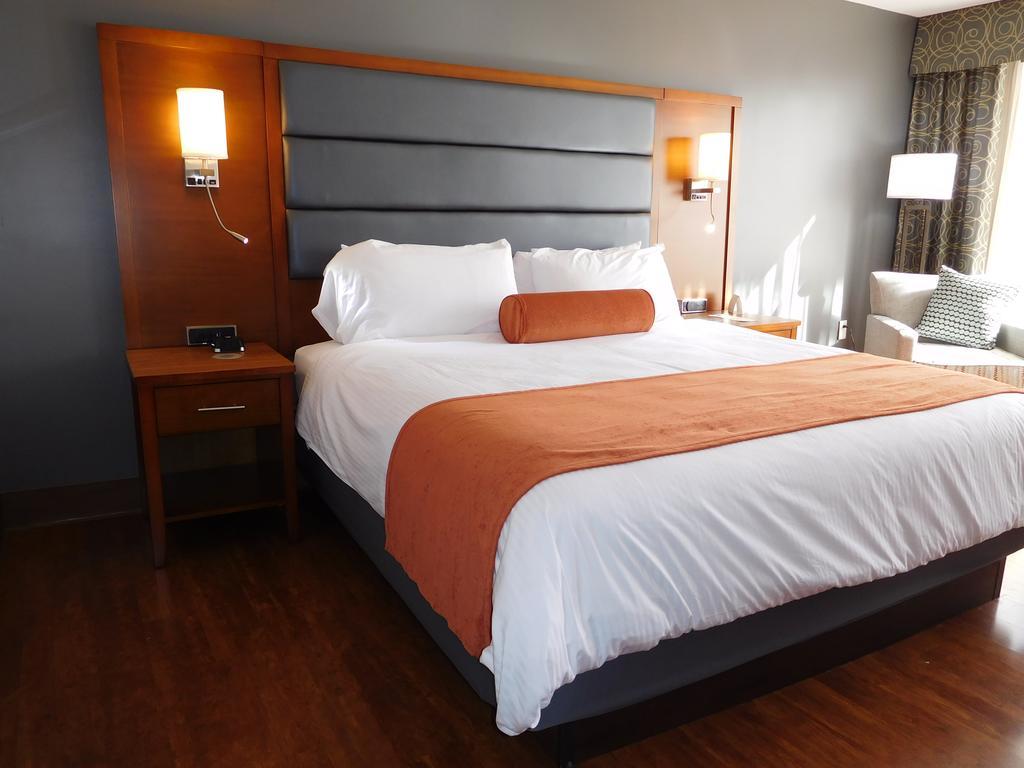 Wyndham Garden Greensboro Zewnętrze zdjęcie
