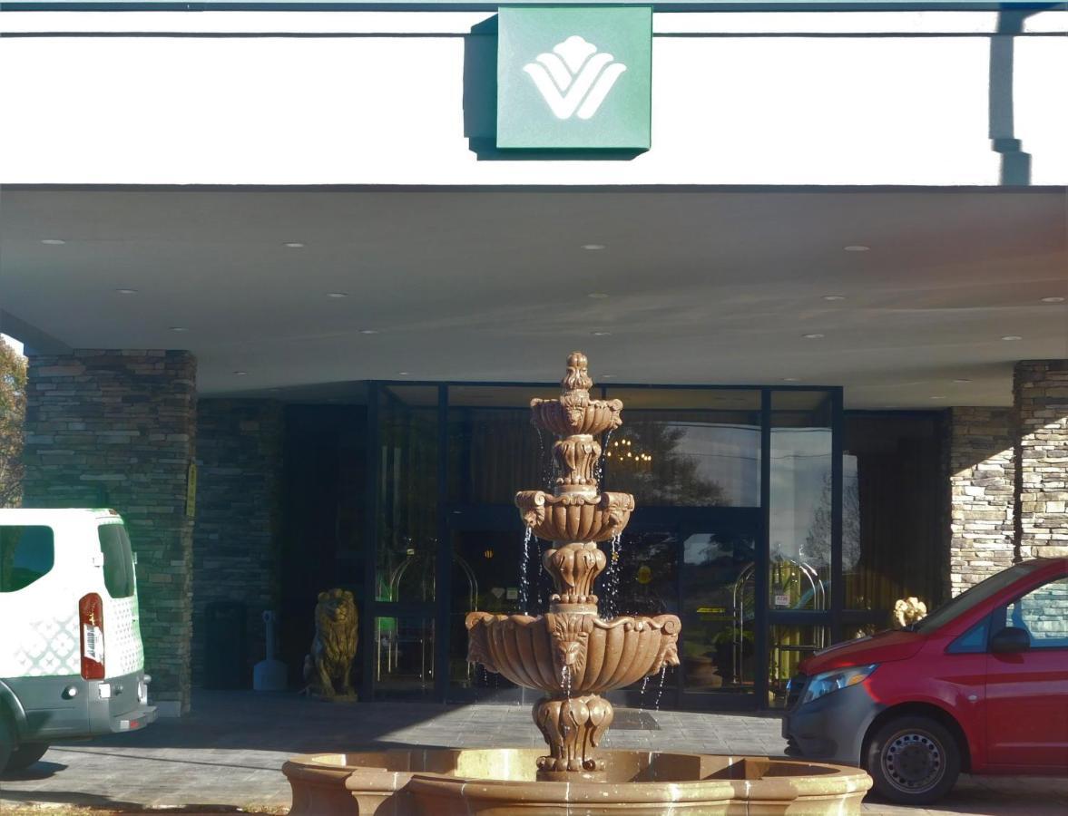 Wyndham Garden Greensboro Zewnętrze zdjęcie